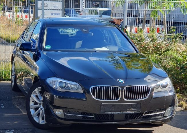 Kfz-Zulassung online – Beispielbild ohne Kennzeichen